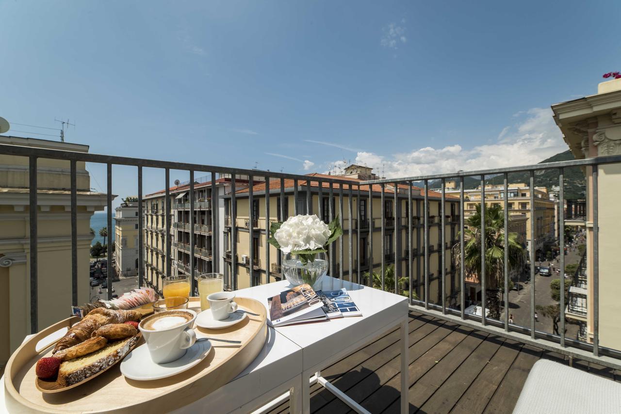 Hotel Montestella Salerno Exterior photo